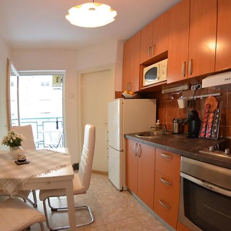 White Night City Center Apartman ベオグラード エクステリア 写真