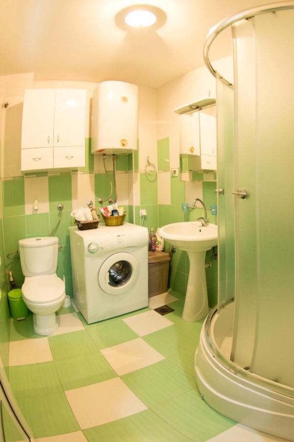 White Night City Center Apartman ベオグラード エクステリア 写真